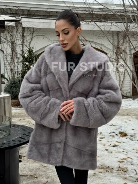 Полушубок норковый с капюшоном - фото 0