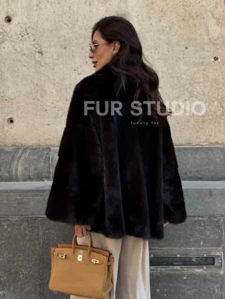 Норковая шуба в цвете махагон - фото 9