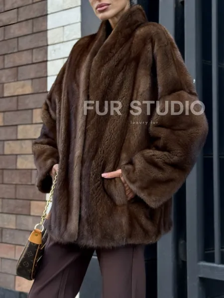Модная шуба из норки 2025 - фото 2