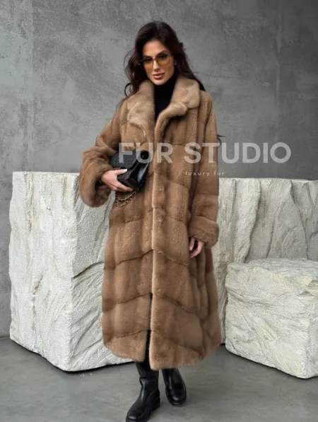 Бежевая норковая шуба oversize - фото 9