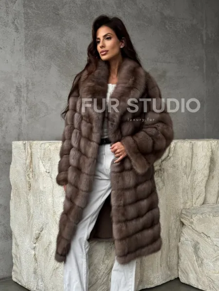 Шуба из куницы средней длины - фото 8