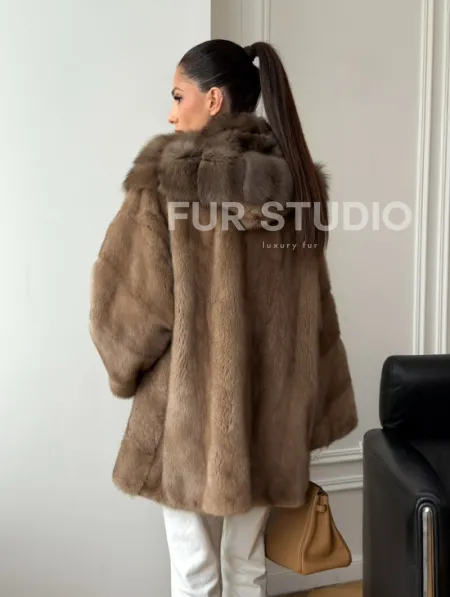 Шуба норковая с капюшоном куница - фото 10