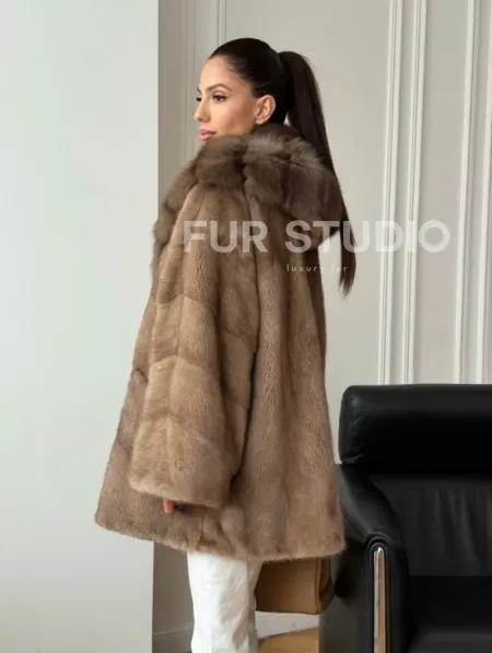 Шуба норковая с капюшоном куница - фото 9