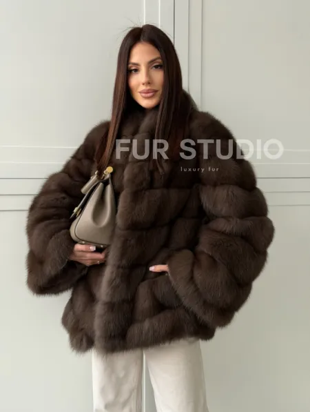 Женская шуба из меха куницы - фото 15