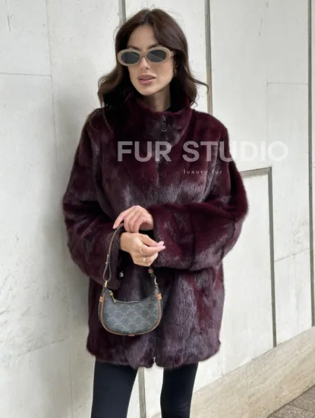 Женская норковая курточка - цвет бордо - фото 4