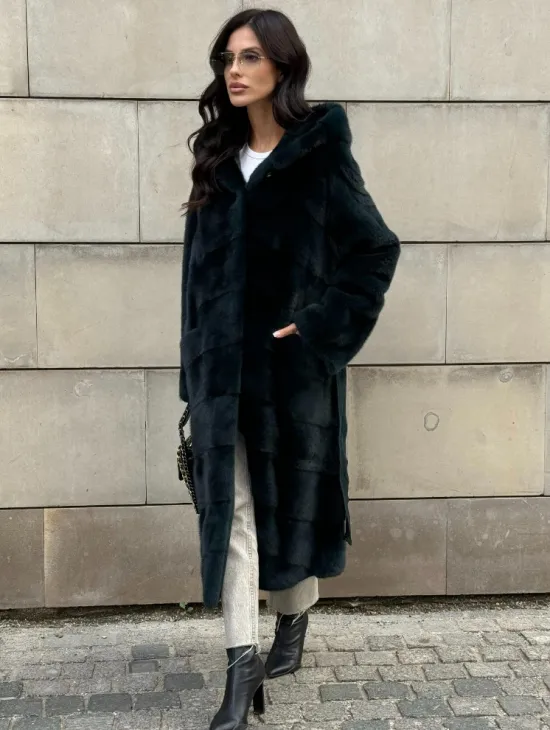 Шуба из аукционной норки NAFA с капюшоном - фото 9