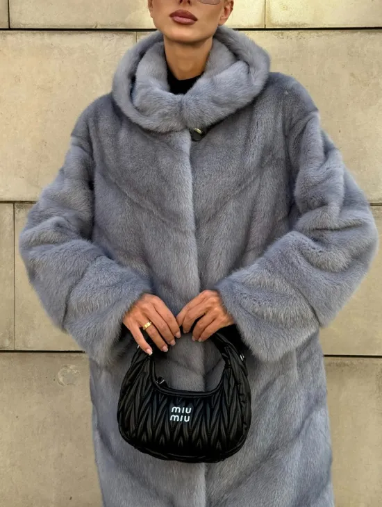 Шуба midi из меха норки с капюшоном, рукава трансформер - фото 3