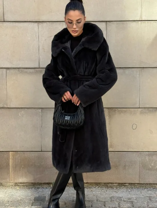 Шуба из меха импортной норки NAFA с капюшоном, цвет темный графит - фото 8