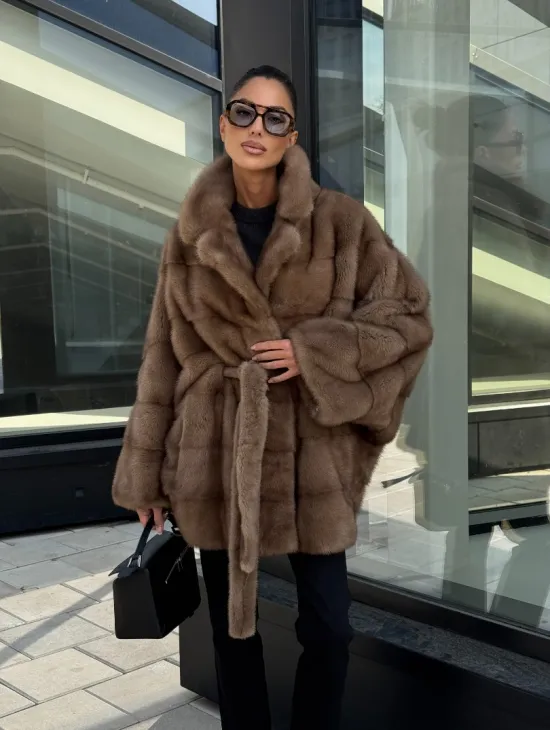 Шуба норковая летучая мышь английский воротник, оверсайз - цвет темный пастель - фото 4