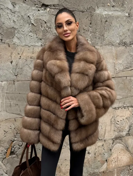 Полушубок из меха куницы пастель английский воротник - фото 0