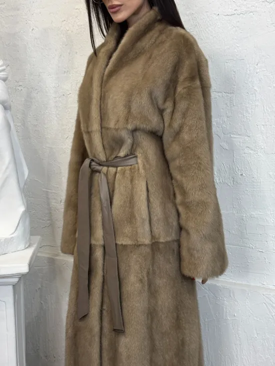 Элегантная норковая шуба кимоно с V-образным воротником в цвете Pastel - фото 4