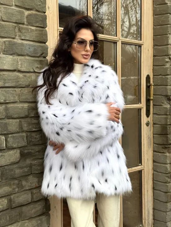 Шуба из цельных шкур натурального меха лисы под рысь (ручная работа) - фото 8
