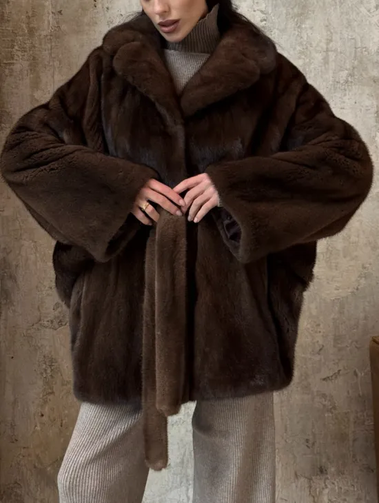 Модная шуба 2025 из меха норки NAFA премиум класса - фасон летучая мышь - фото 2