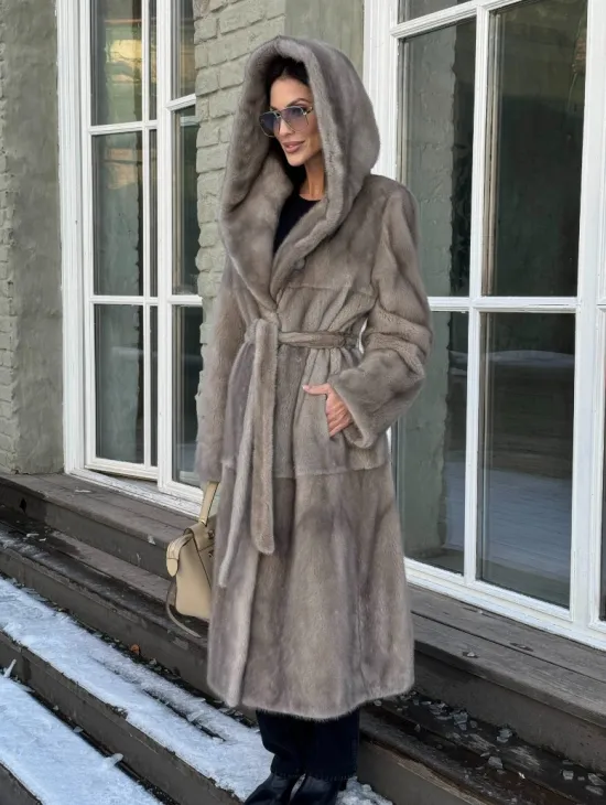 Шуба норковая серая с капюшоном и меховым поясом, классика - фото 0