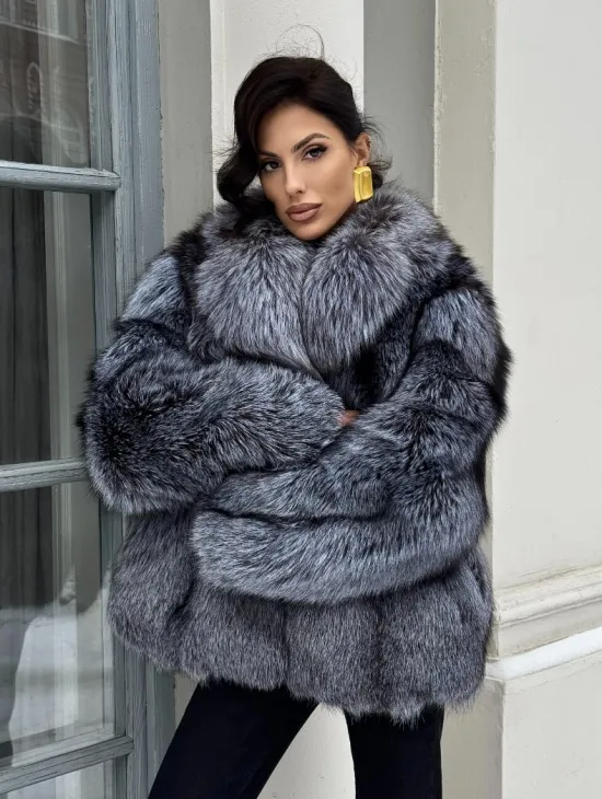 Короткий женский полушубок из чернобурки английский воротник - фото 10