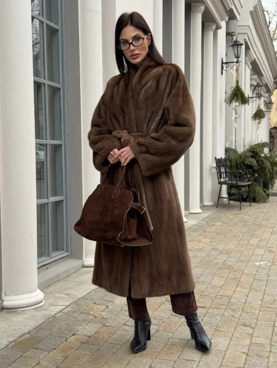 Натуральная шуба пастель из скандинавской норки SAGA FURS SUPERIOR - фото 3