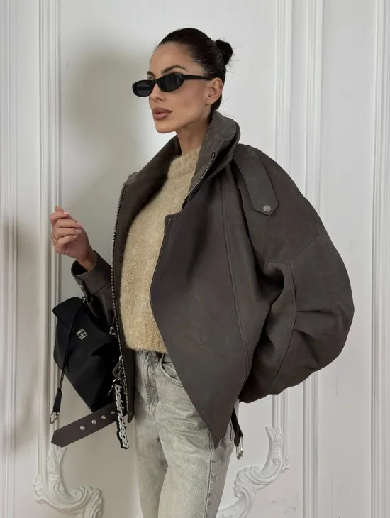 Современная куртка - бомбер из винтажной кожи Gray с двойным воротником - фото 5