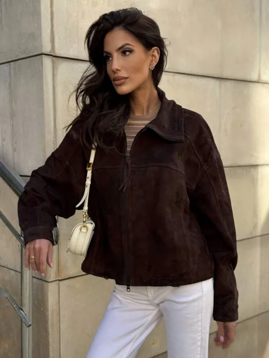 Демисезонная короткая замшевая куртка 