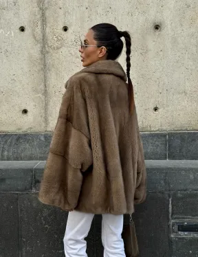 Норковый полушубок в пастельном оттенке - фото 11