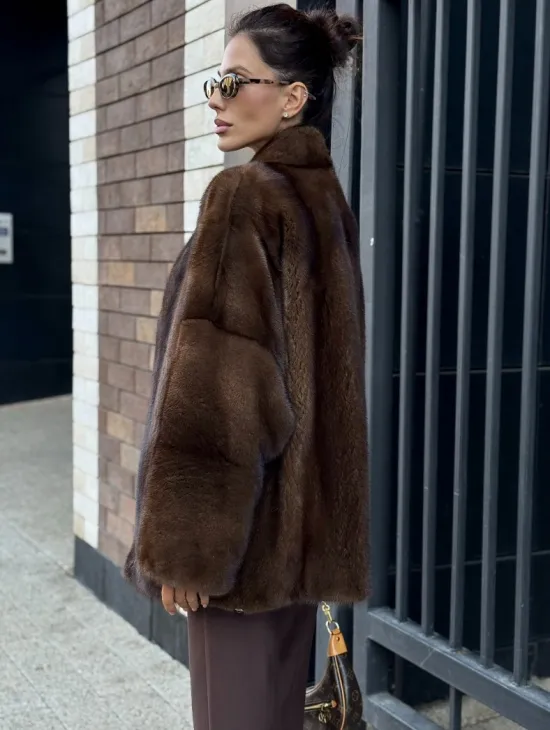 Модная шуба из норки 2025 - фото 5