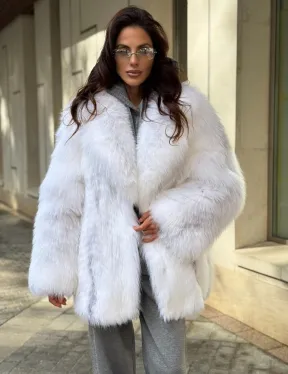 Шуба из белой арктической лисы - фото 2