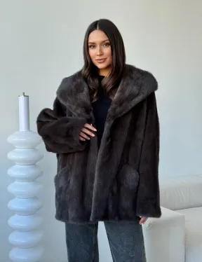 Норковый полушубок с капюшоном - фото 8
