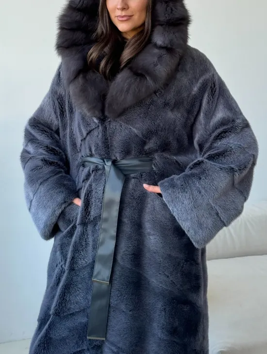 Длинная норковая шуба с куницей капюшон - фото 4