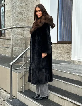 Черная норковая шуба с капюшоном куница - фото 7