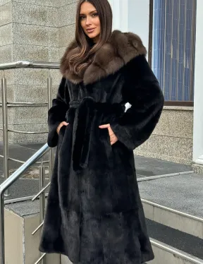 Черная норковая шуба с капюшоном куница - фото 3