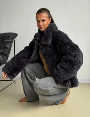 Короткая дубленка из овчины тиградо - фото 9