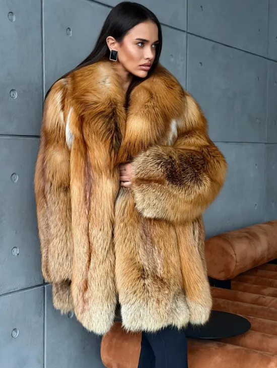 Шуба из натурального меха лисы - фото 3