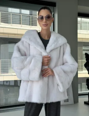 Белый норковый полушубок с капюшоном кобра - фото 12