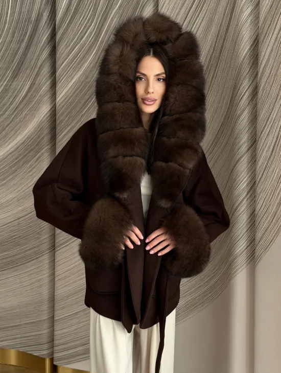 Пальто с мехом песца под соболь - фото 12