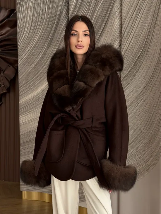 Пальто с мехом песца под соболь - фото 15