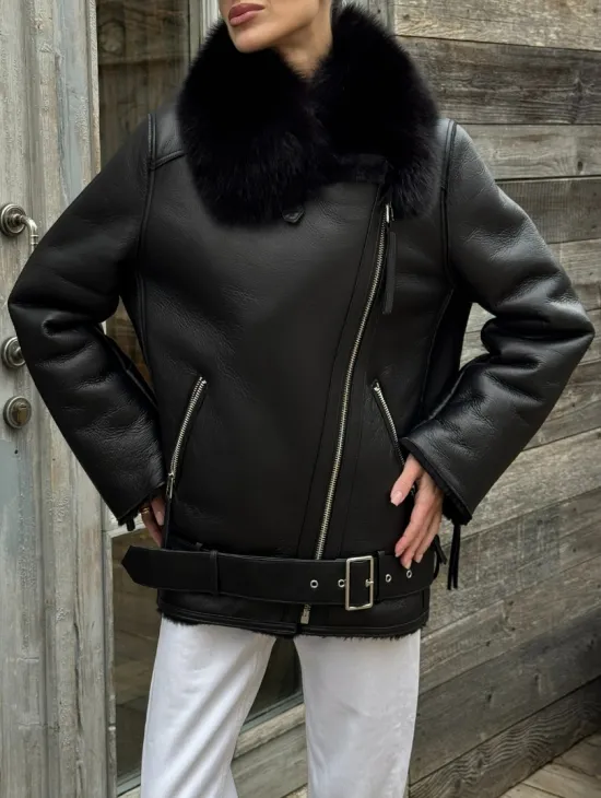 Дубленка из натуральной овчины с мехом песца - фото 4