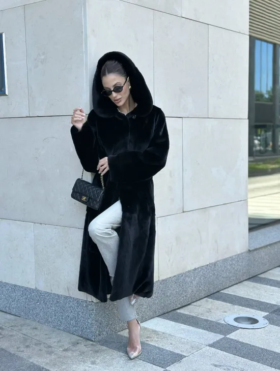 Шуба норка BLACKGLAMA с капюшоном - фото 14